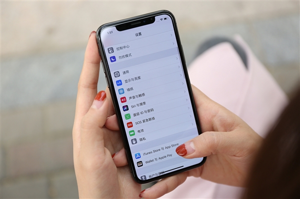 要卖疯！苹果6.1寸新款iPhone X曝光：主打性价比