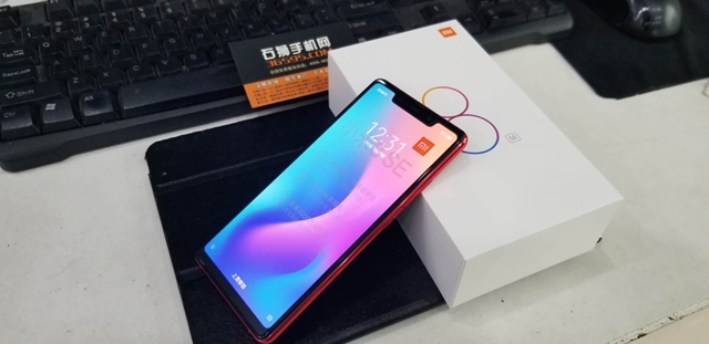 出一台小米8SE6+64   一款高性价比手机 搭配高通710的手机 却只要1xxx 想要赶紧私信起来吧