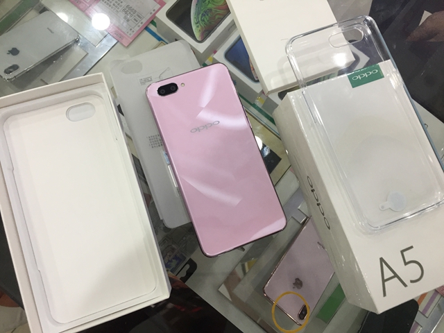 OPPOA5出一台！4+64G粉色！后置双摄全面屏手机！真机图赏走一波