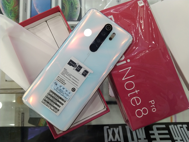 红米高端产品Note8Pro出一台！拥有6400万超高清像素+超广角四摄，支持多功能NFC，液冷游戏芯！真机图赏